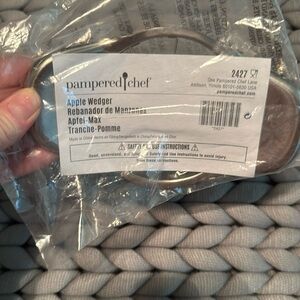 Pampered Chef Apple Wedger Corer Slicer Stainless Steel Cutter